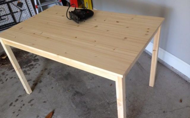 build-ikea-table-1-640×480